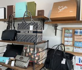 小禄金城店